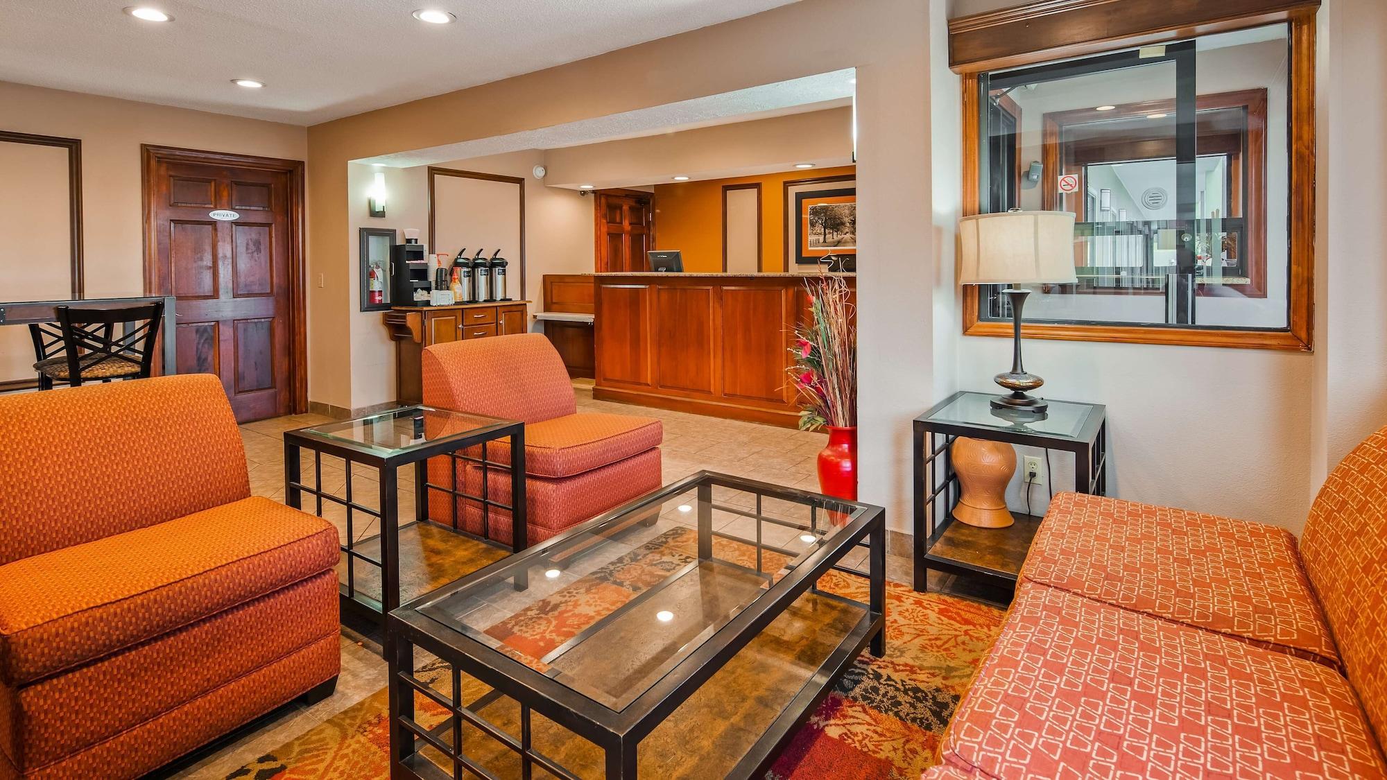 Vista Lobby SureStay Plus Hotel by Best Western Jackson
