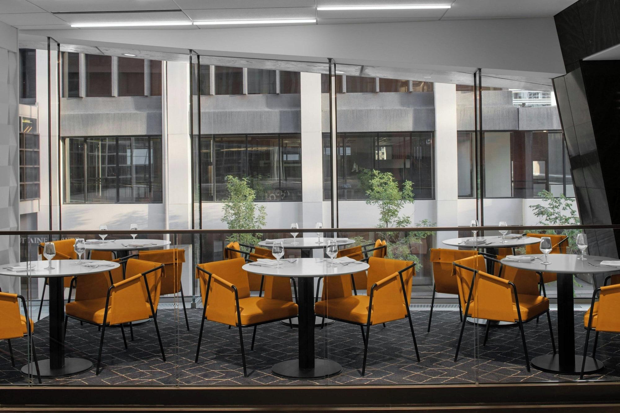 Restaurant Courtyard By Marriott Calgary Downtown