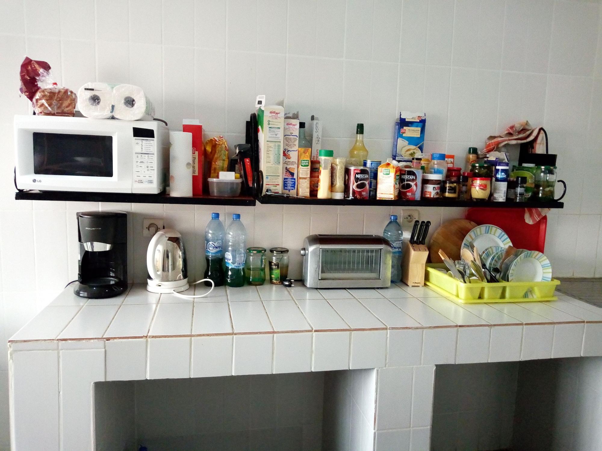 Equipamiento de Habitación L'Almamya Hôtel & Résidence