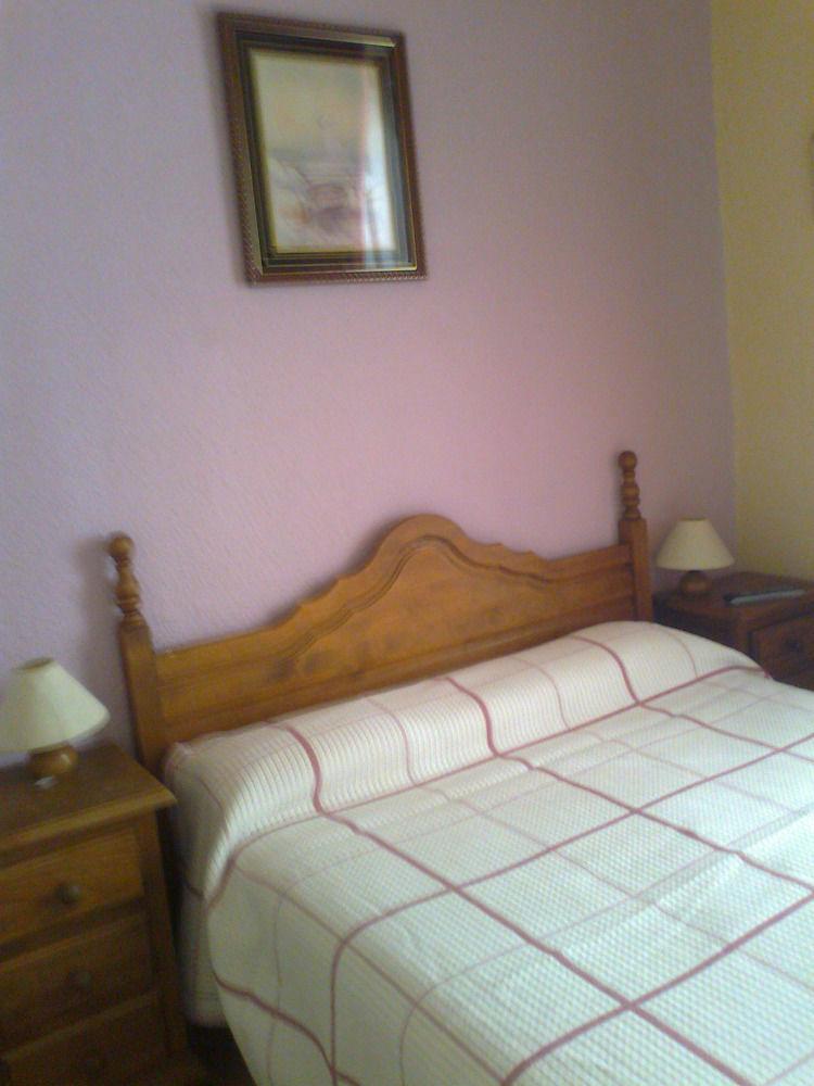 Varios Hostal Hispalense