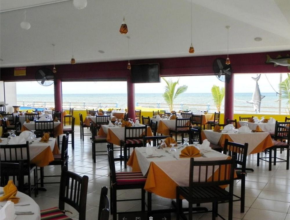 Restaurant Hotel Partenon Beach Resort