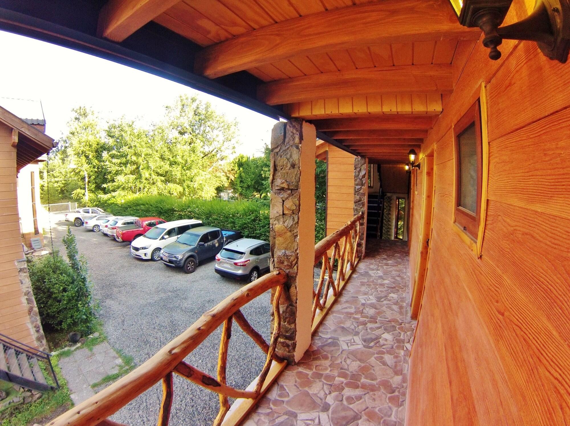 Vista Exterior Hostal Andes Pucon