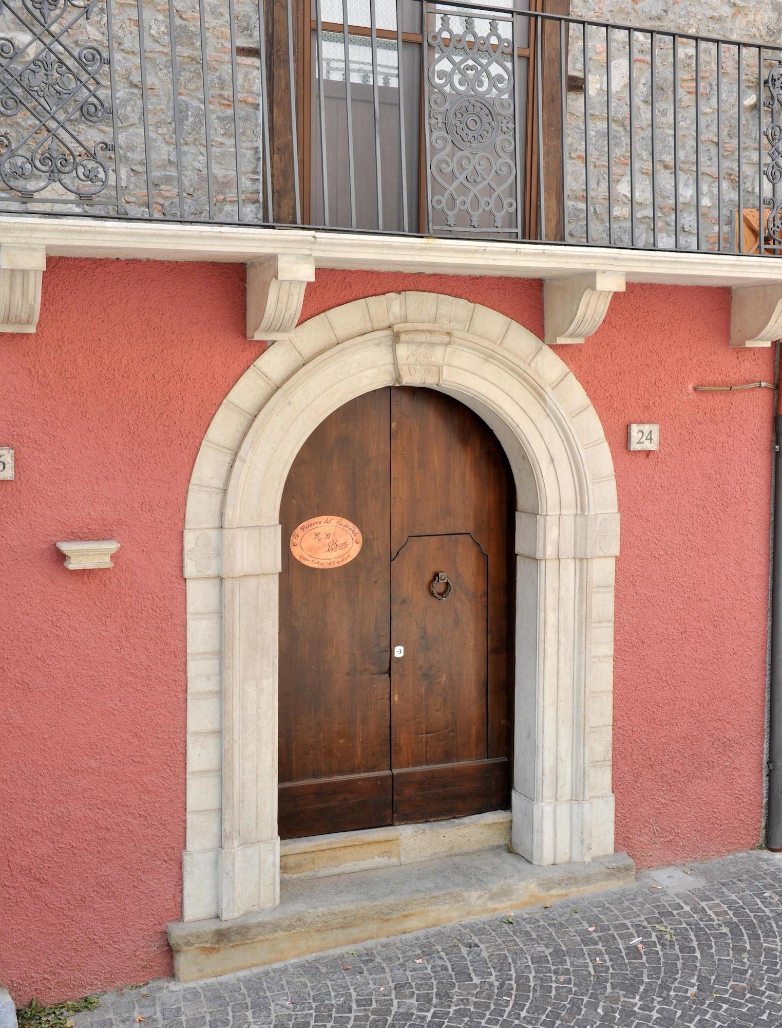 Vista Exterior La Dimora del Musicante b&b Home Gallery