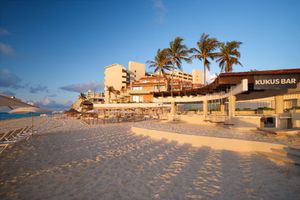 Alojamiento - Wyndham Grand Cancun All-Inclusive Resort & Villas