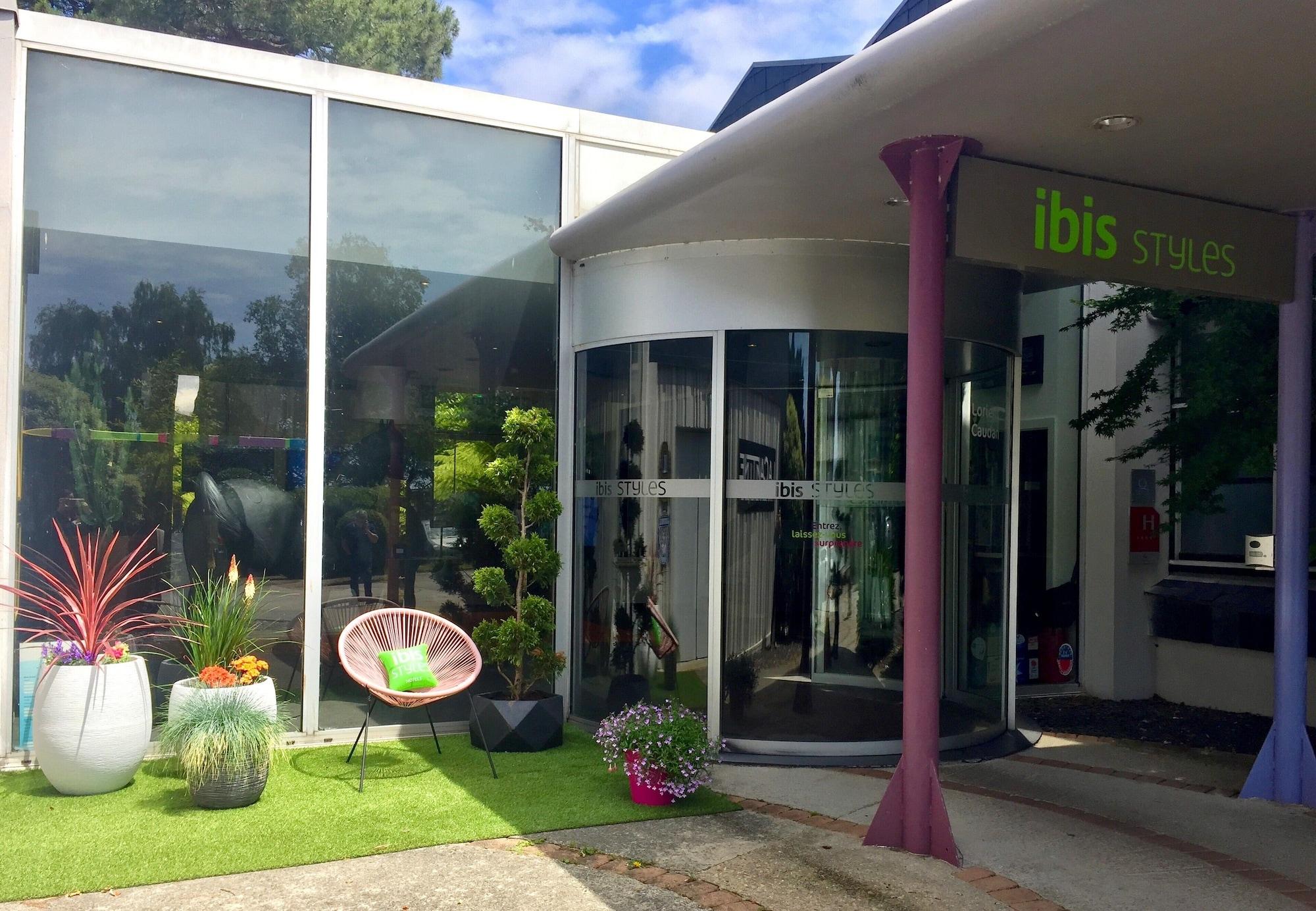 Vista Exterior ibis Styles Lorient Caudan
