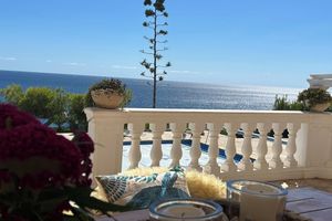 Renta Vacacional - 180 degree sea view ***** 1st sea line, private*large pool*great garden *WIFI