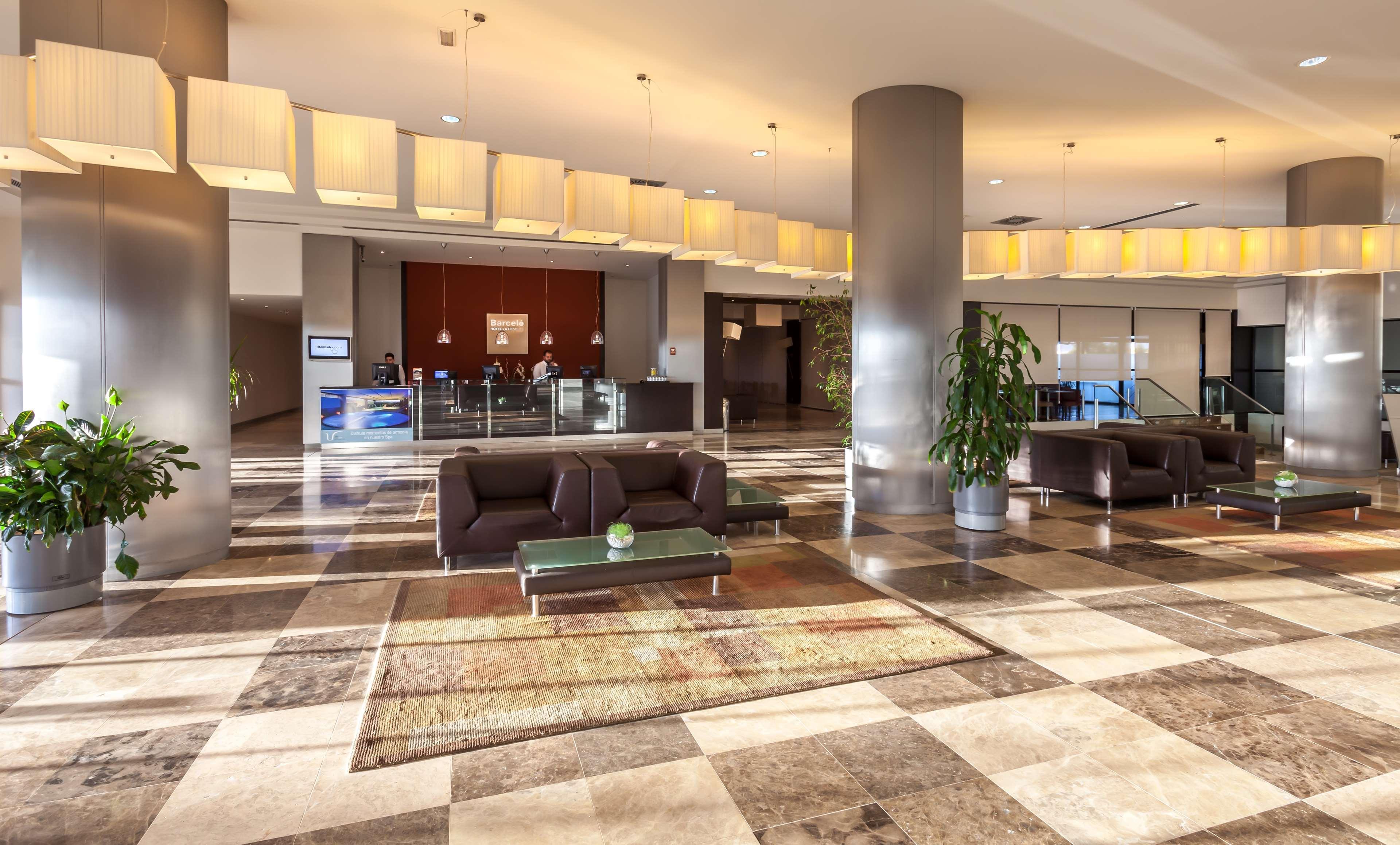 Vista Lobby Occidental Aranjuez