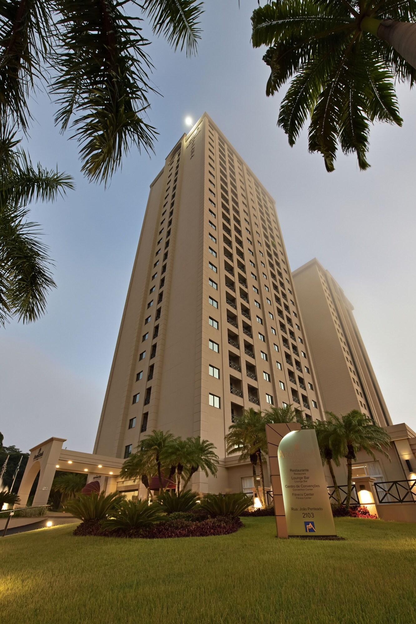 Vista Exterior Araucária Plaza