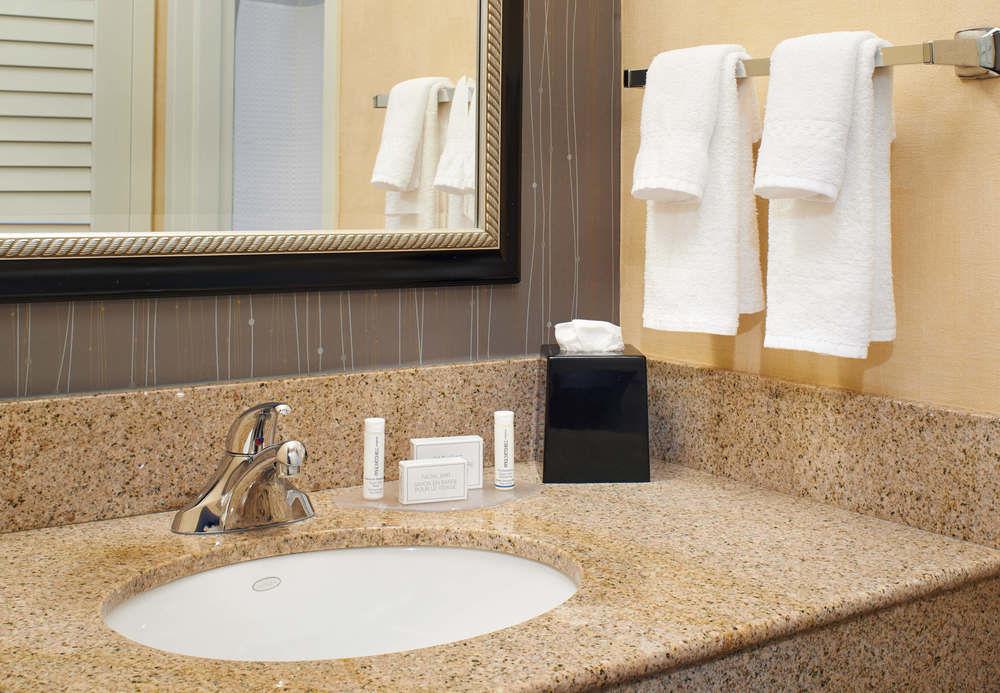 Habitación Courtyard by Marriott Minneapolis-St. Paul Airport
