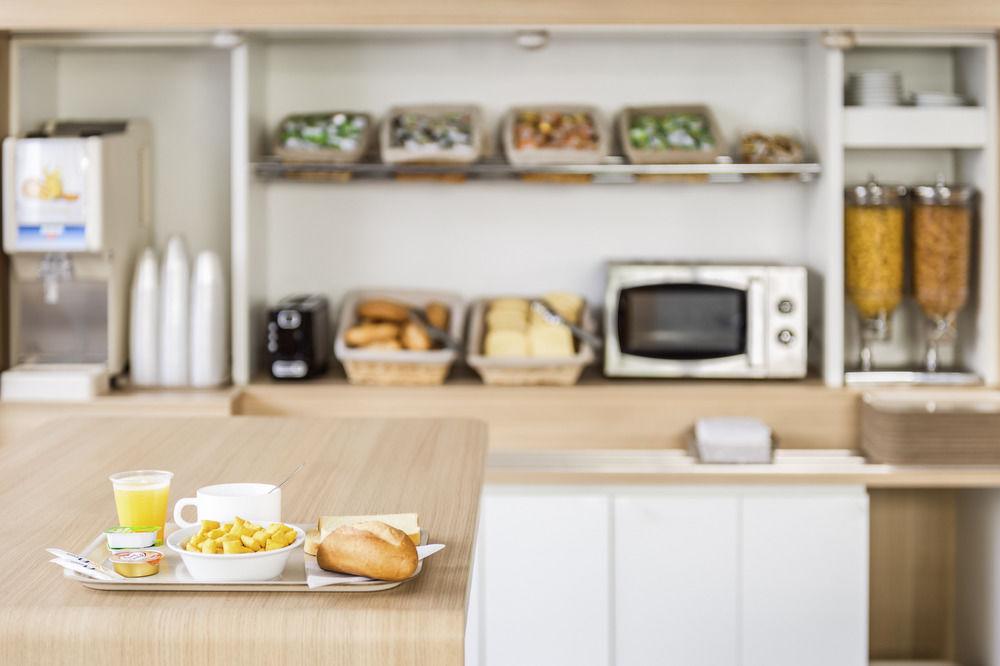 Vista Lobby hotelF1 Strasbourg Sud Illkirch