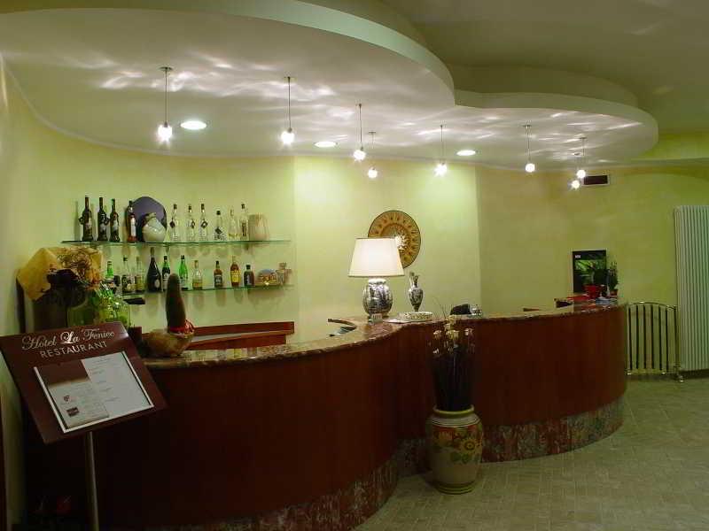 Bar/Salón Hotel La Fenice