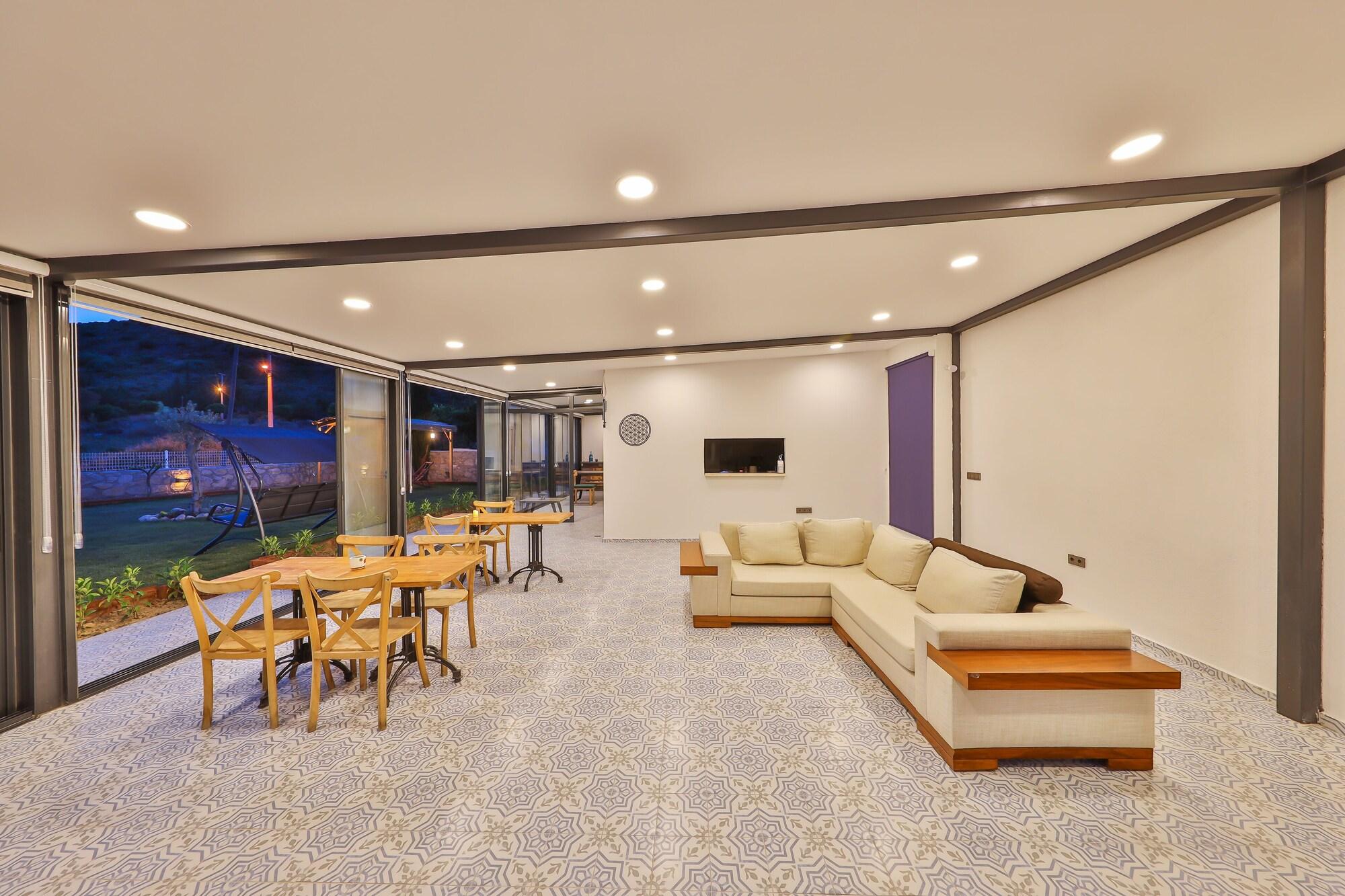 Vista Lobby Thomas Suites Datca