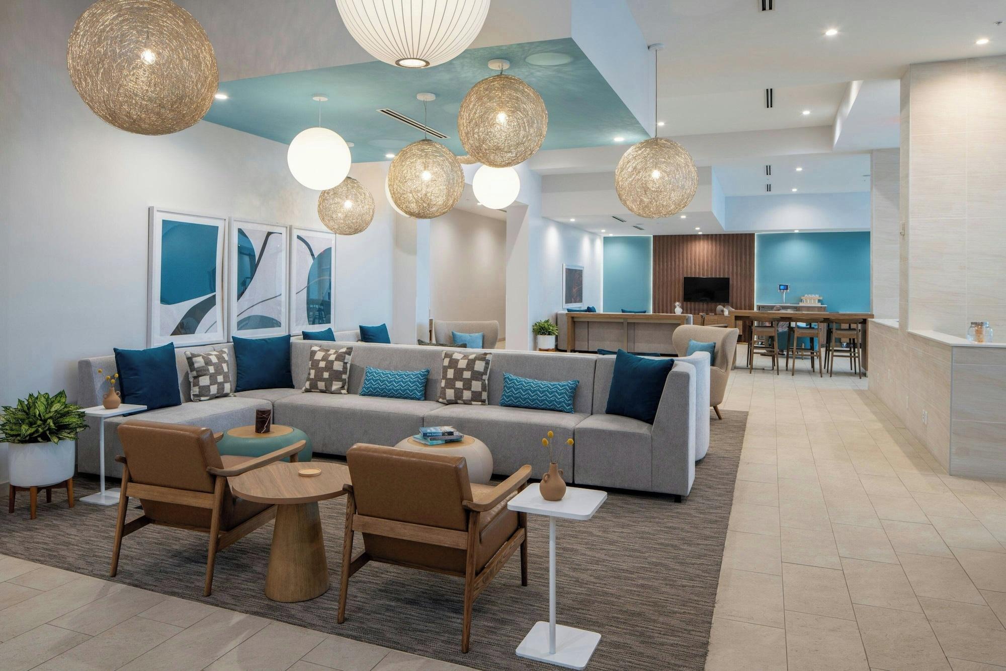 Vista Lobby Element Indianapolis Carmel