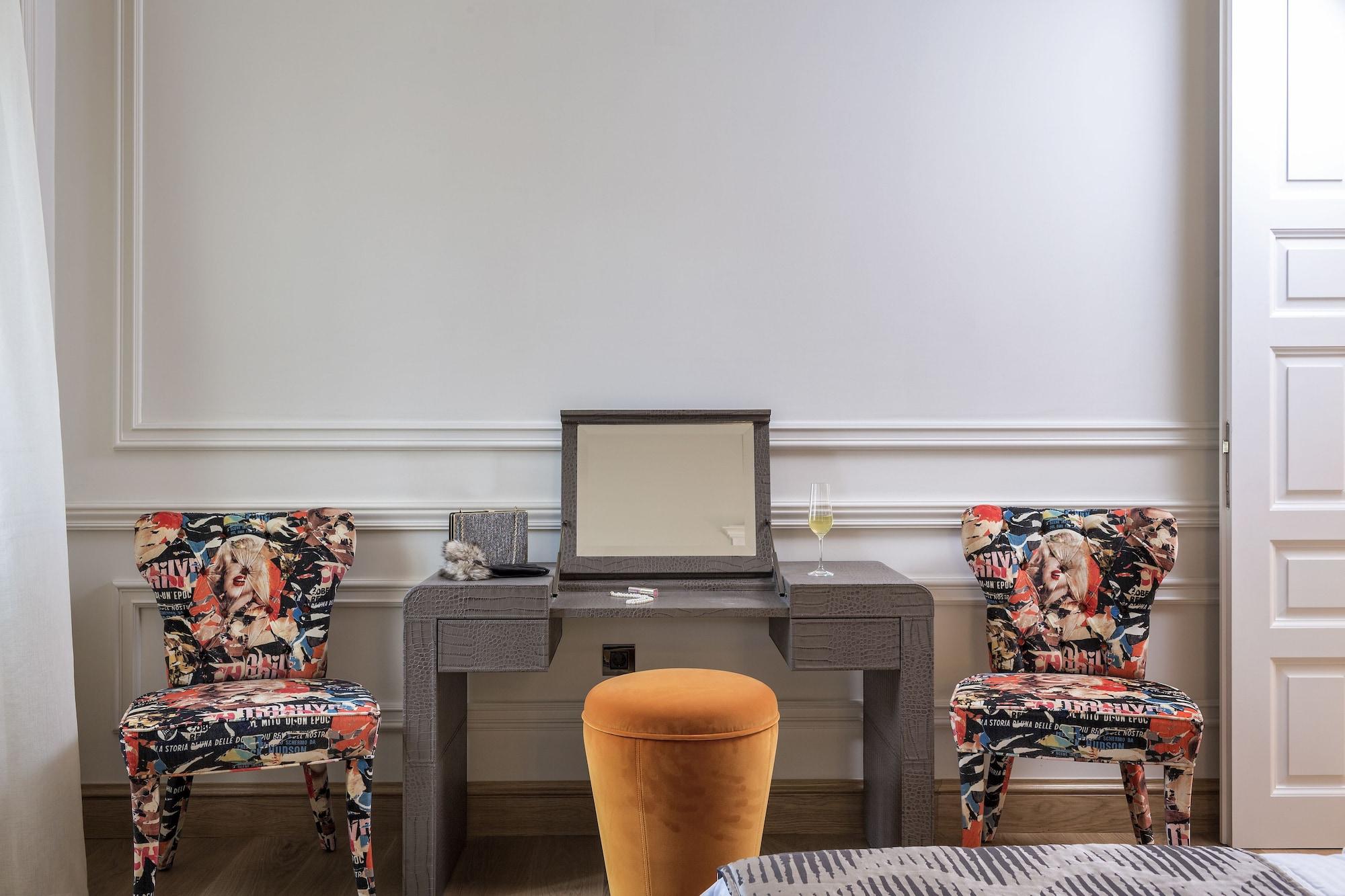 Set de Habitación 3Sixty Hotel & Suites