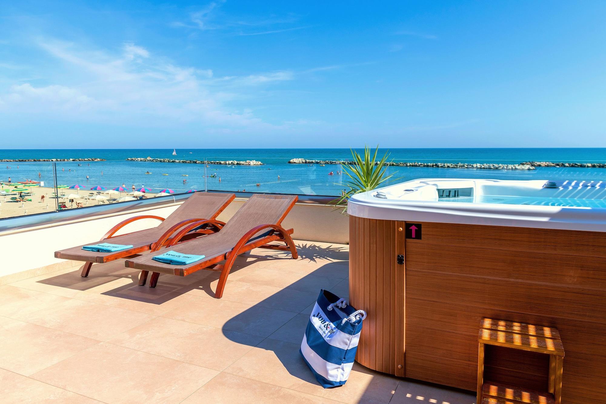 Habitación You & Me Beach Hotel