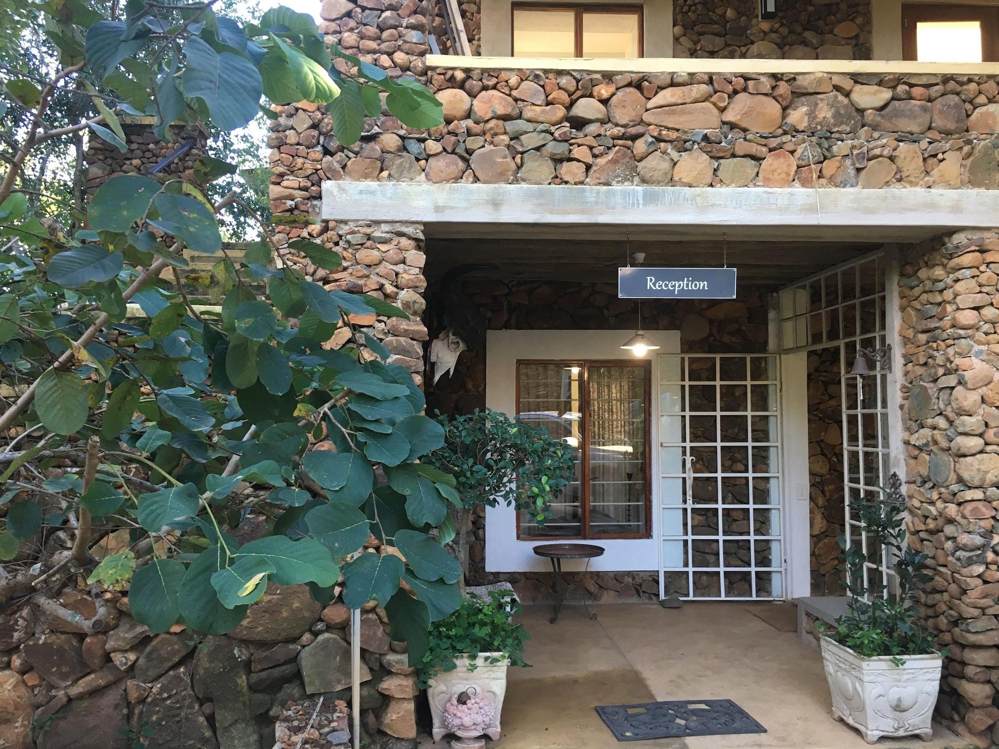 Vista Lobby Ashbourne Country Escape