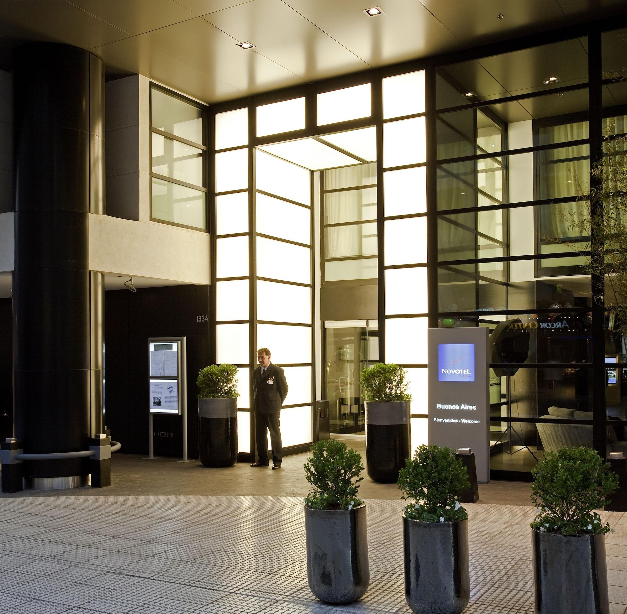 Vista Exterior Novotel Buenos Aires