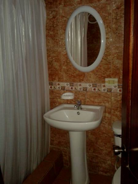 Equipamiento de Habitación HOSTAL HAZIEL