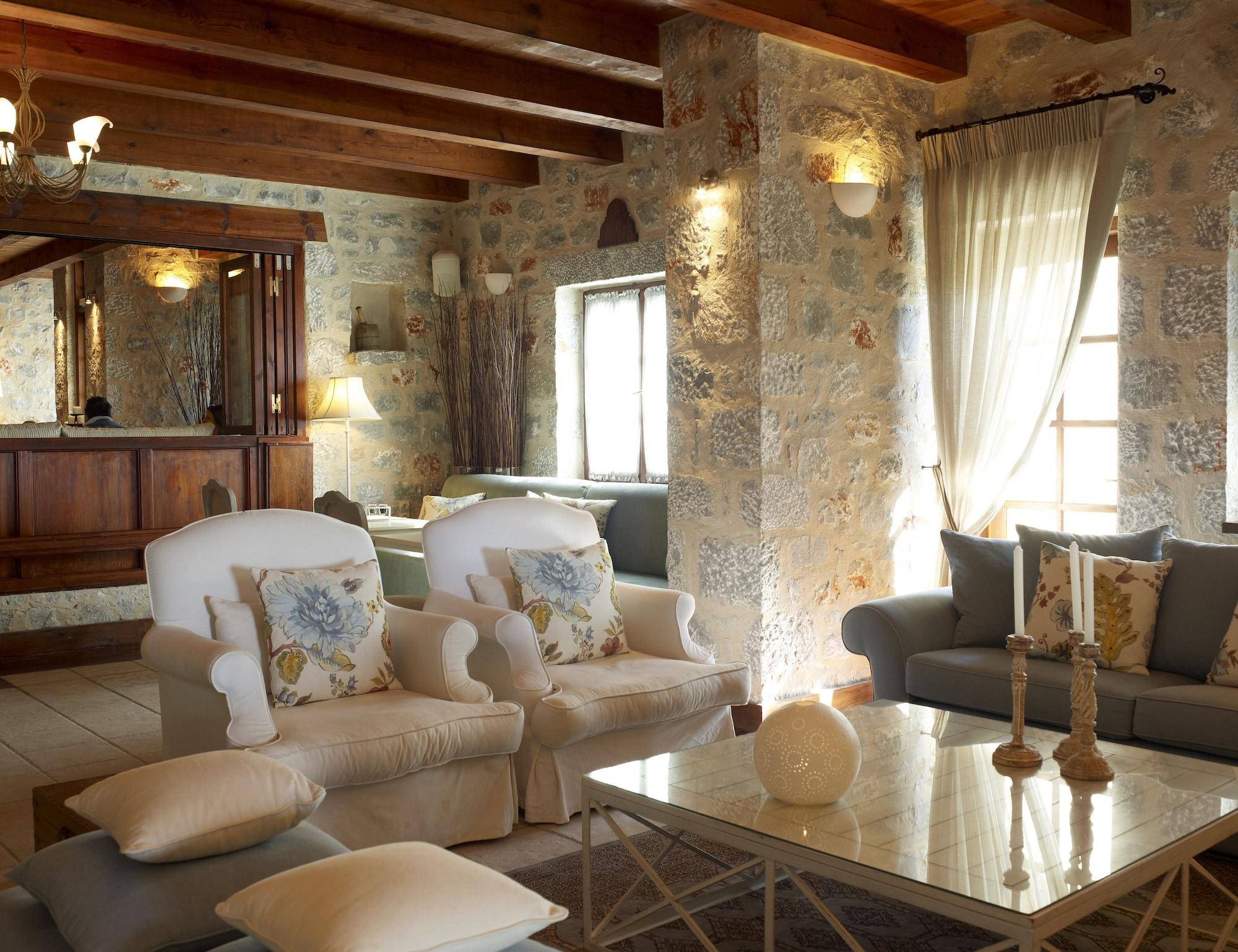 Vista Lobby Porto Vitilo Boutique Hotel