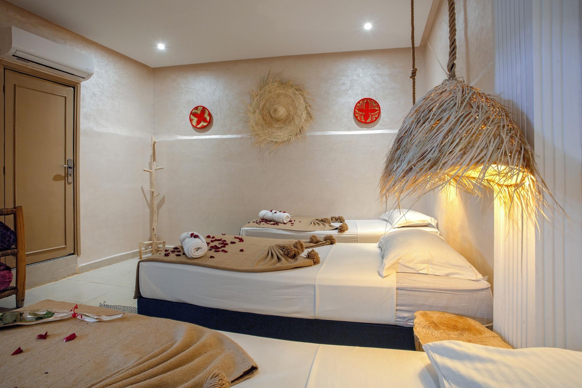 Habitación Riad Hotel El Kennaria