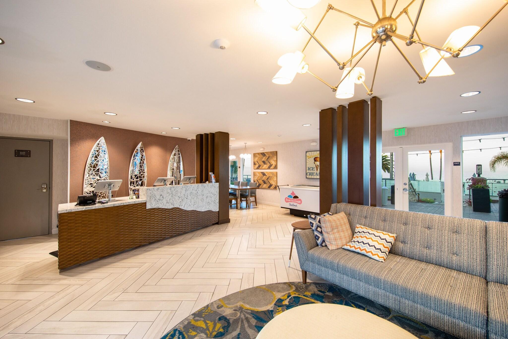 Vista Lobby SeaCrest OceanFront Hotel