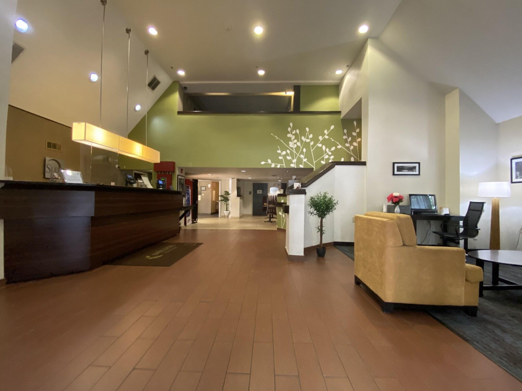 Vista Lobby Sleep Inn Atlanta Airport