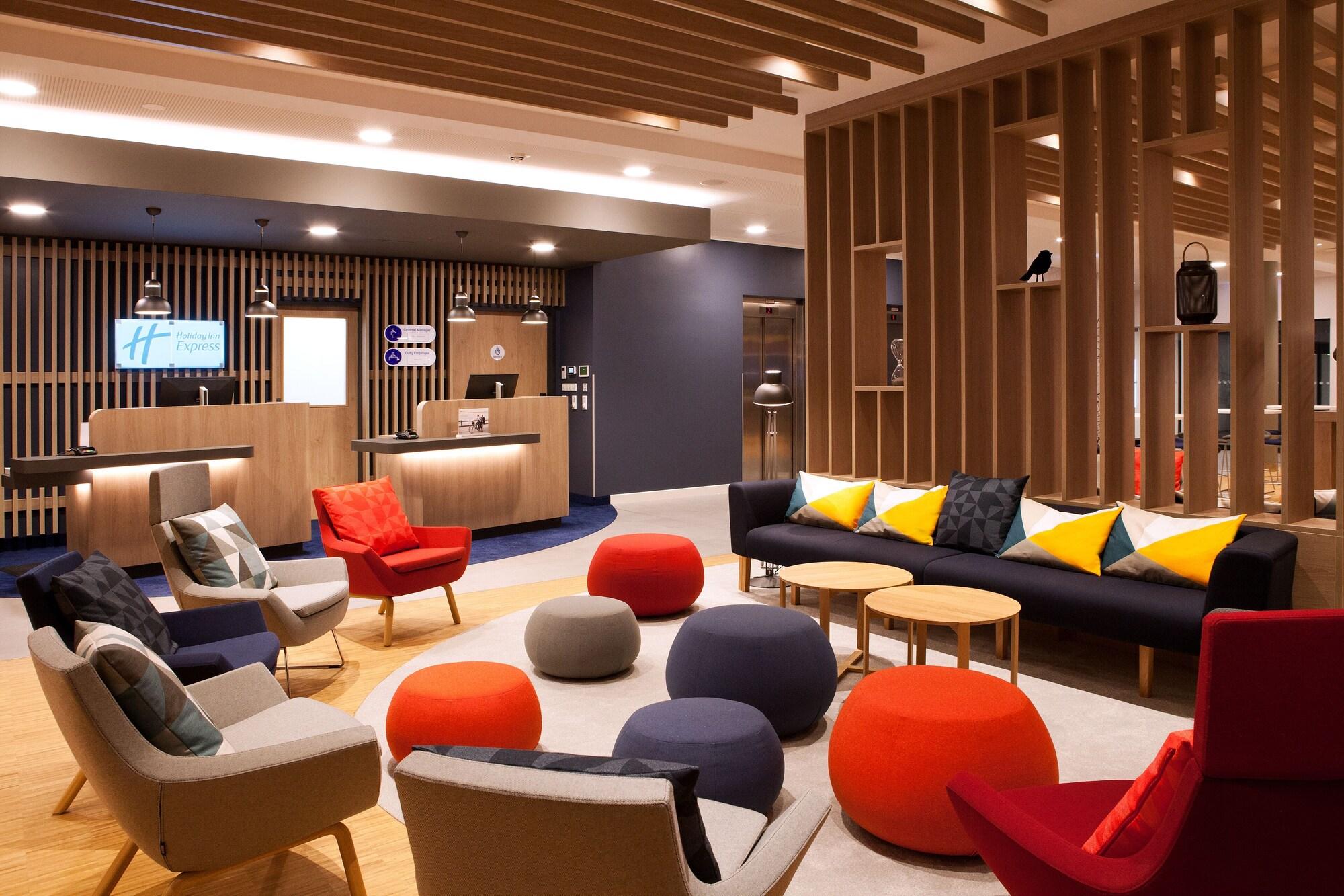 Vista Lobby Holiday Inn Express Offenburg by IHG