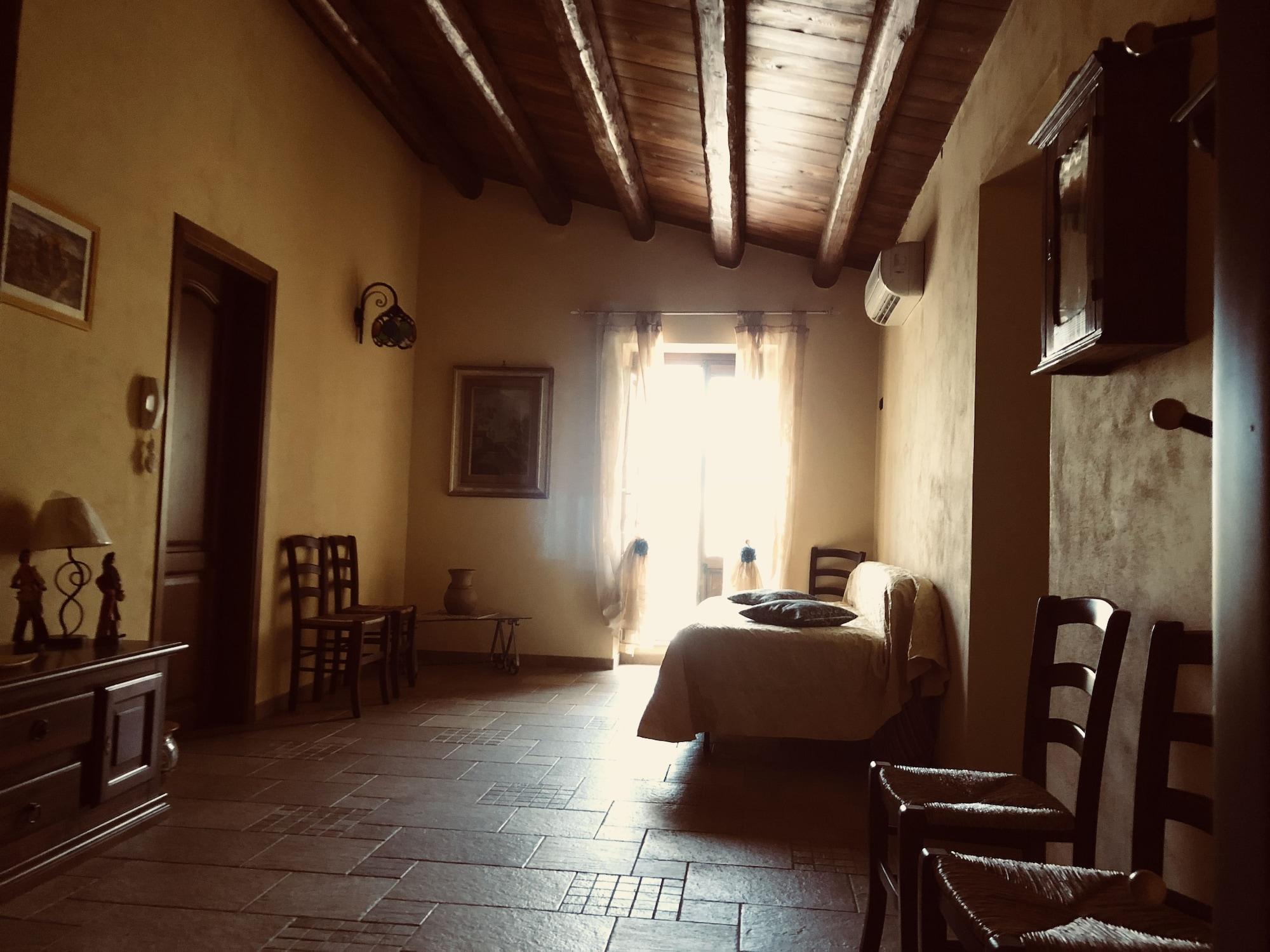 Varios Agriturismo Ilardo