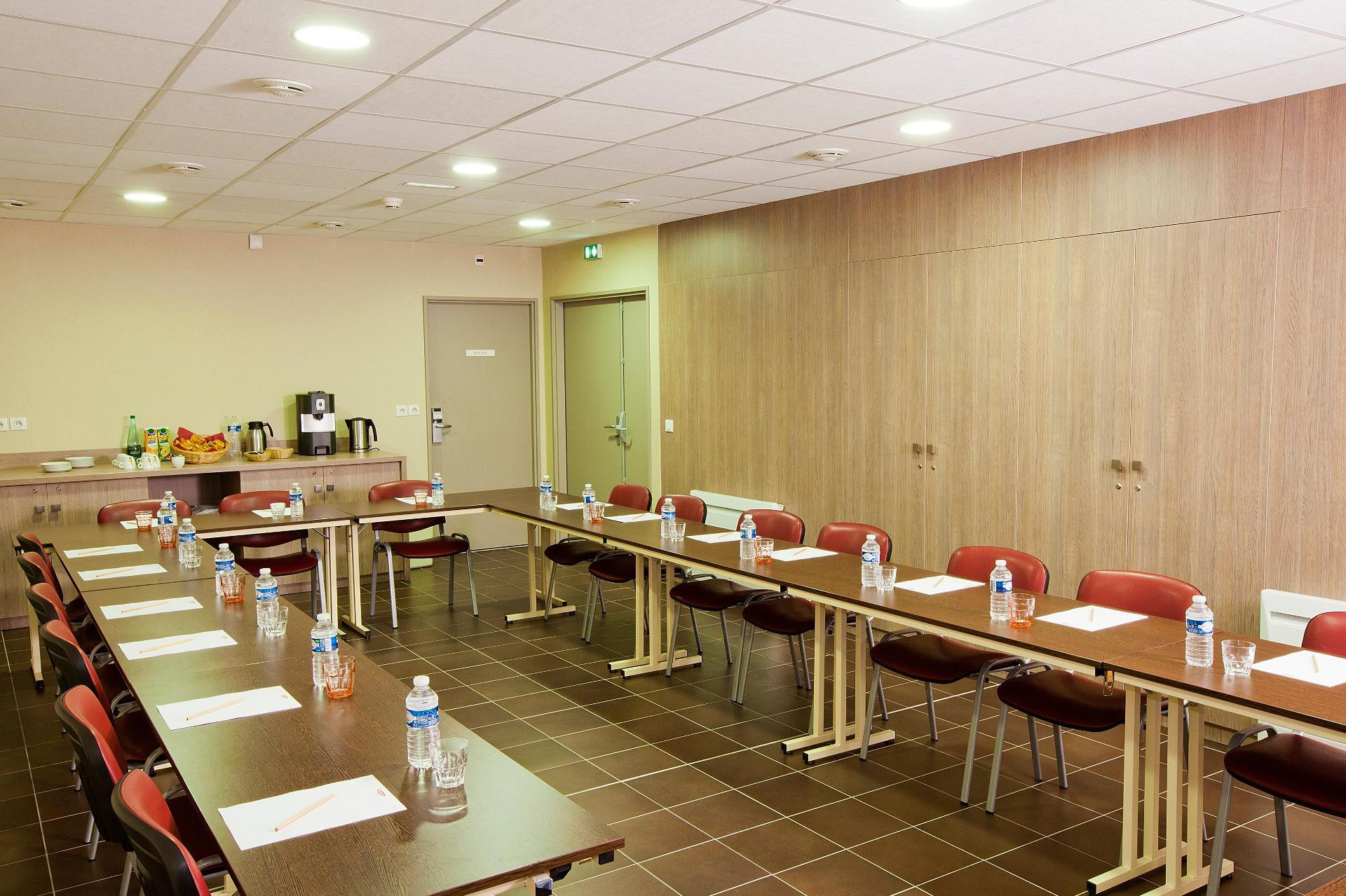 Sala de Reuniones Residhome Reims Centre