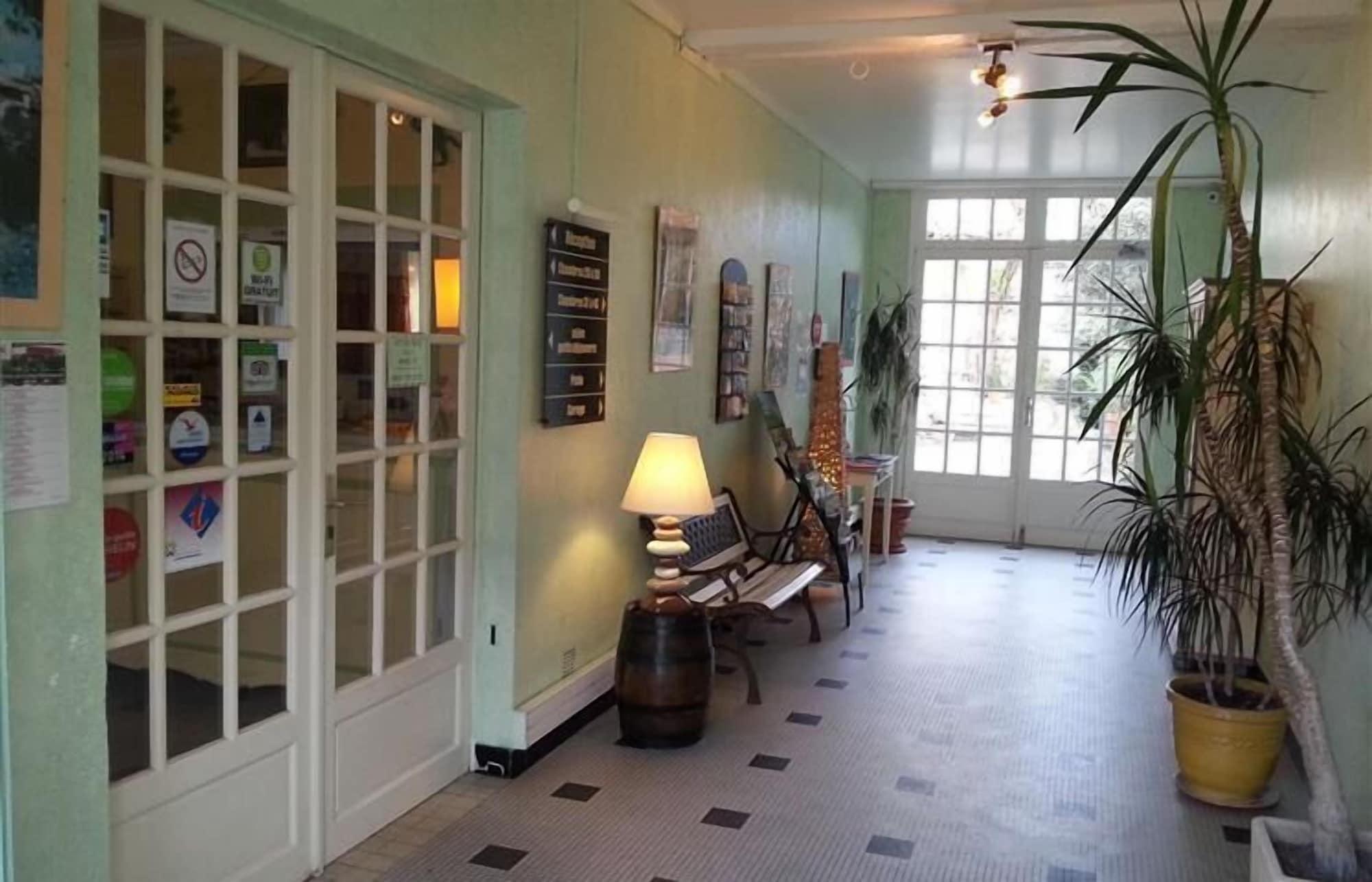 Vista Lobby Hôtel La Résidence