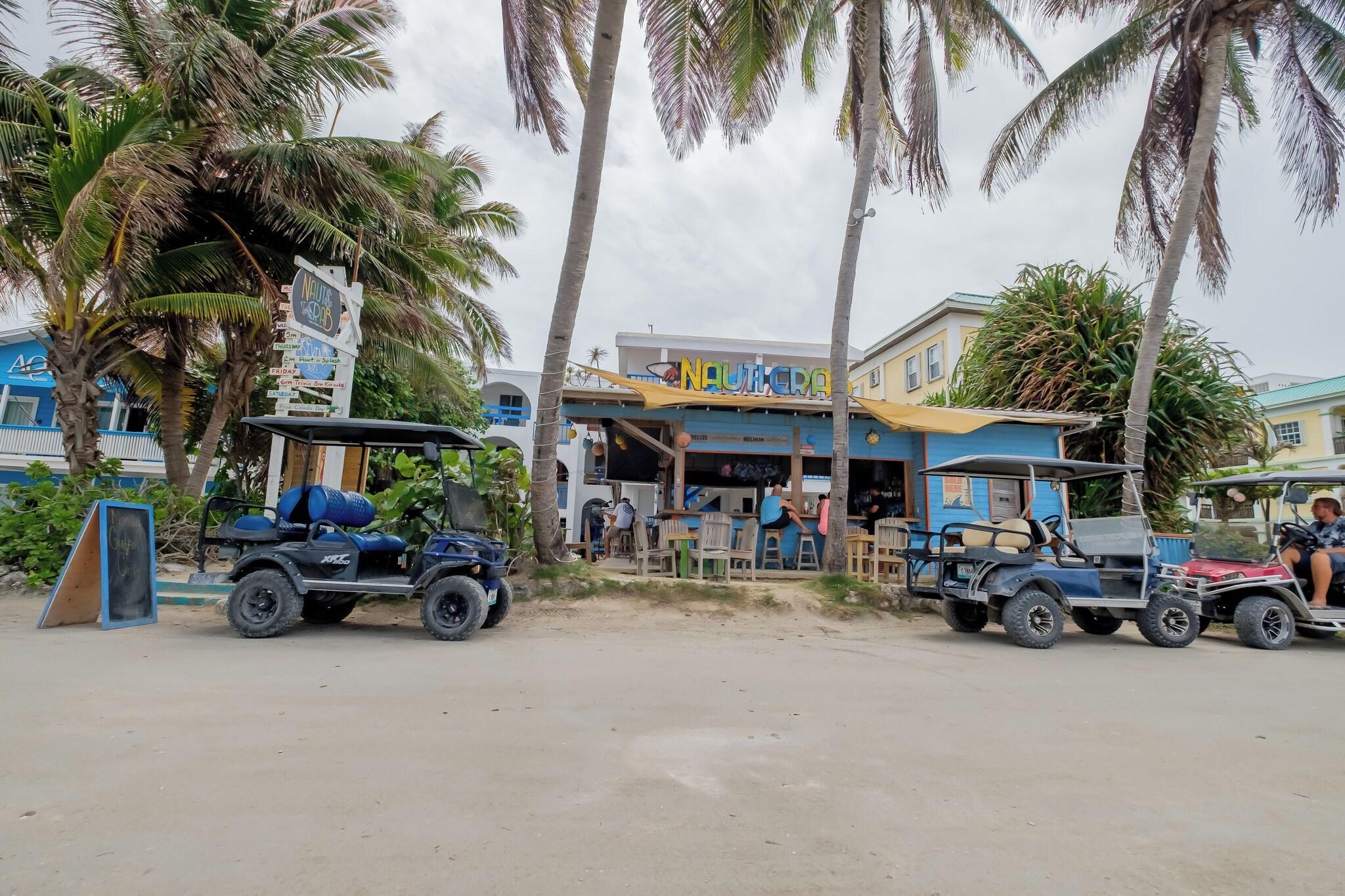 Bar/Salón Seven Seas Resort