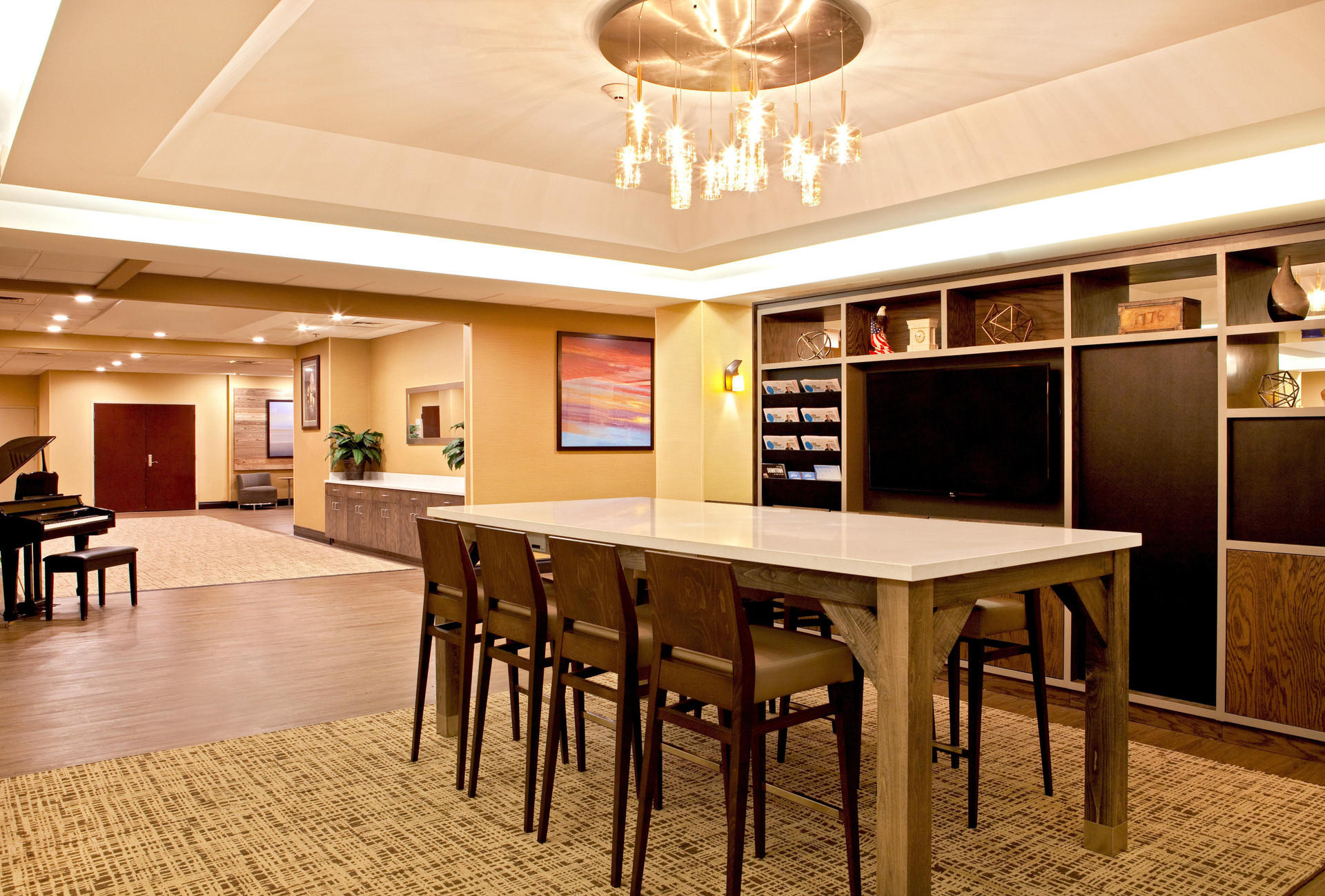 Vista Lobby Holiday Inn Presidential Little Rock Downtown by IHG