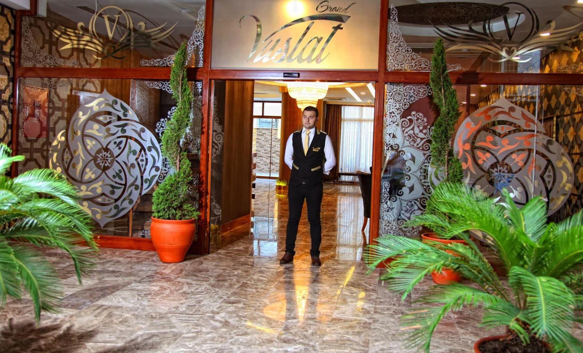 Vista Lobby Grand Vuslat Hotel