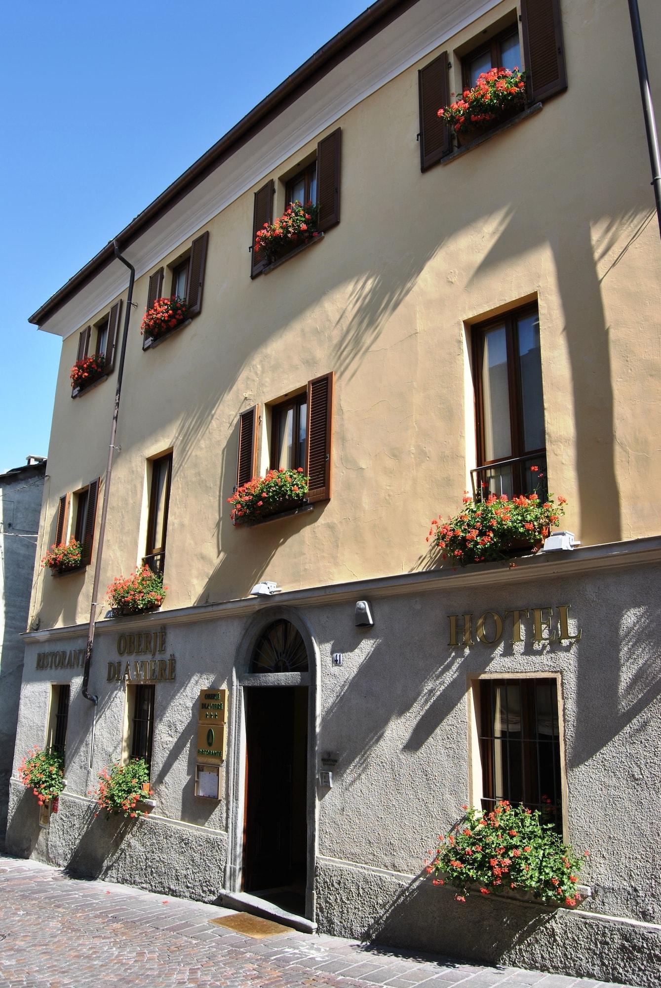 Vista Exterior Oberje Dla Viere