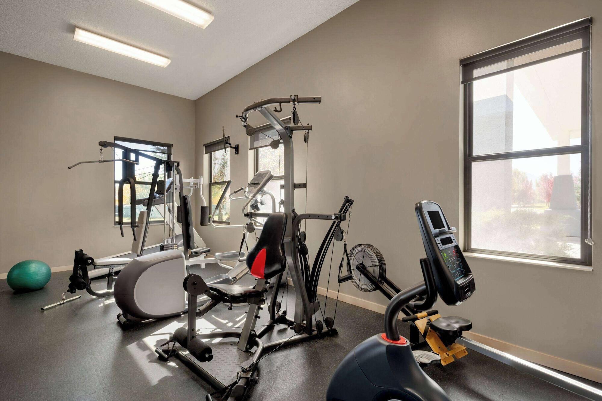Gimnasio Days Inn by Wyndham Carbondale