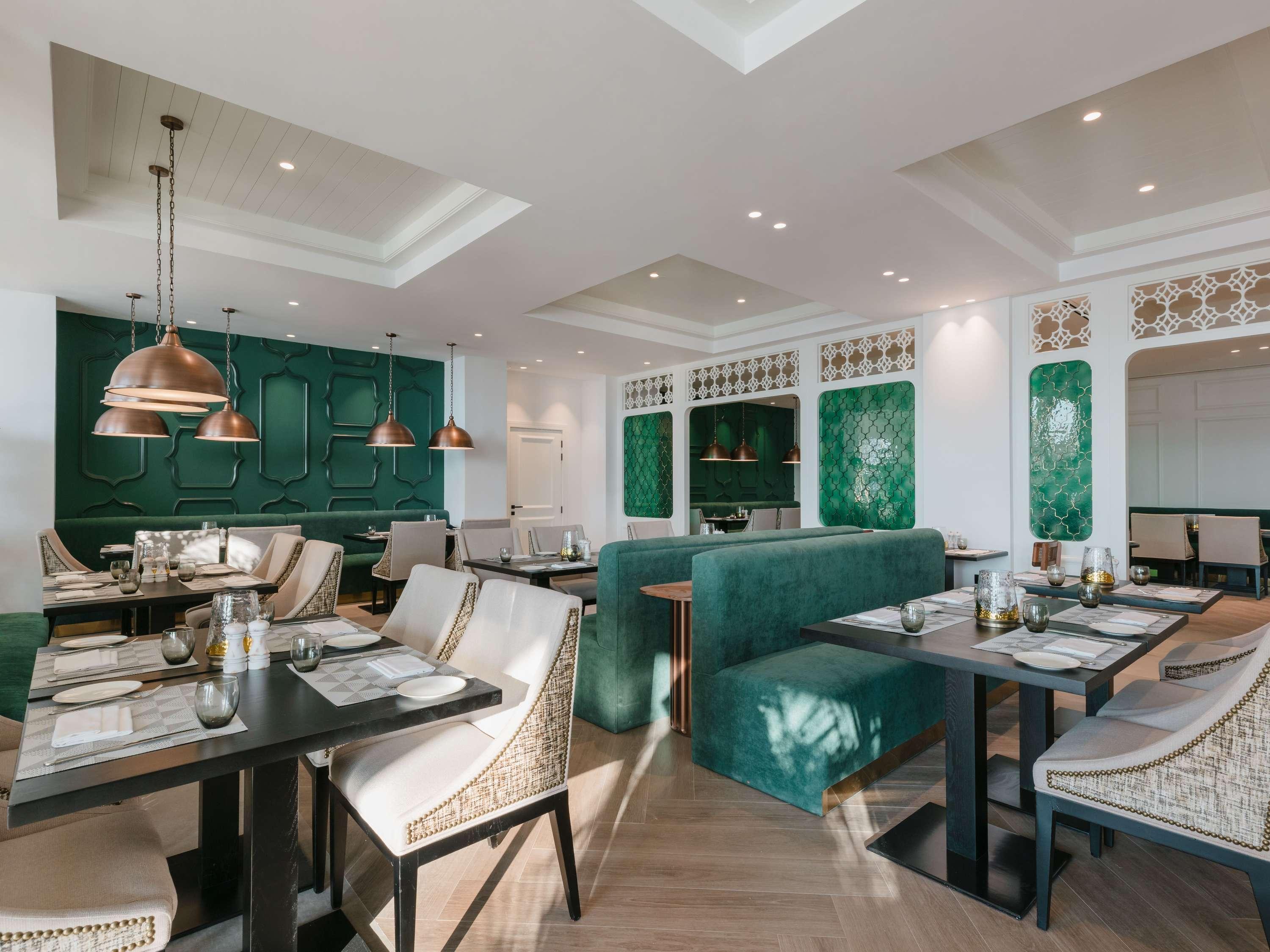 Vista Exterior Sofitel Al Hamra Beach Resort