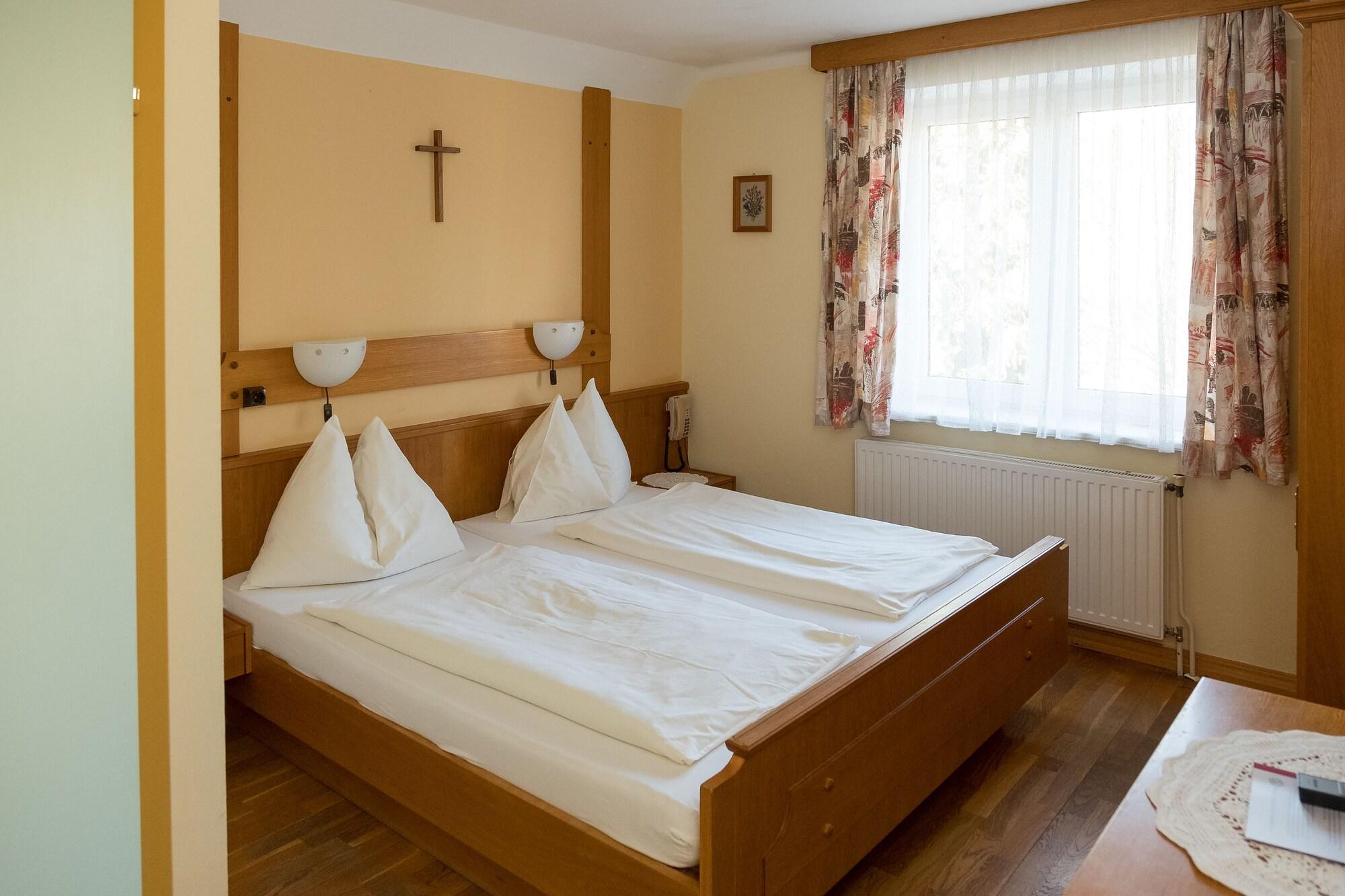 Set de Habitación Rosslwirt