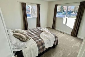 Alquiler Vacacional - Hometown USA With Hot Tub and Fully Renovated