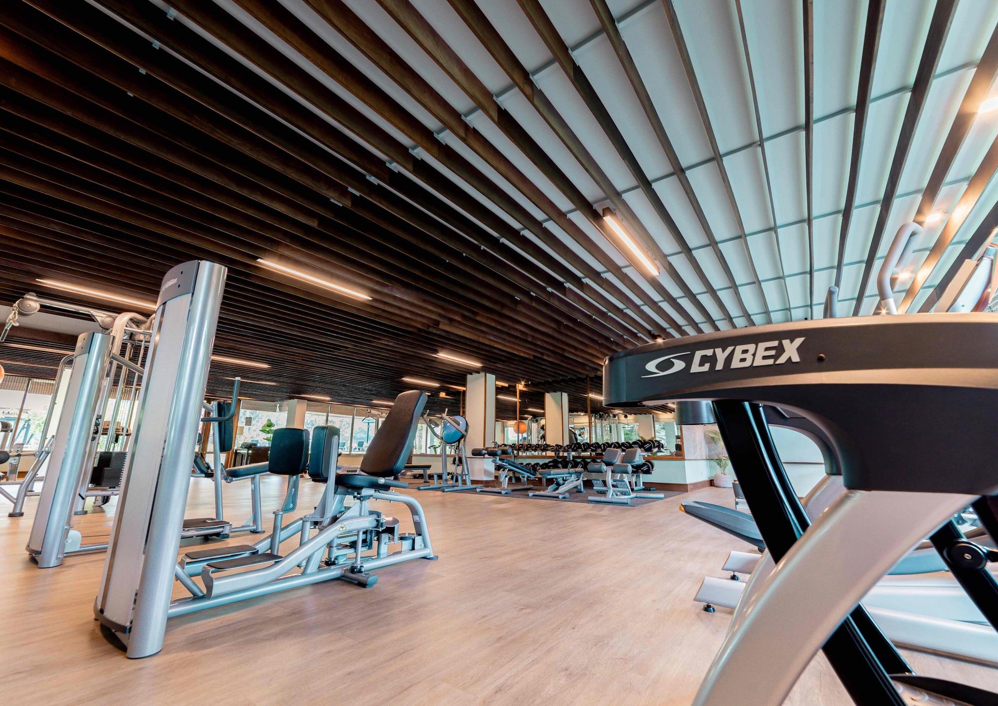 Gimnasio Naithonburi Beach Resort