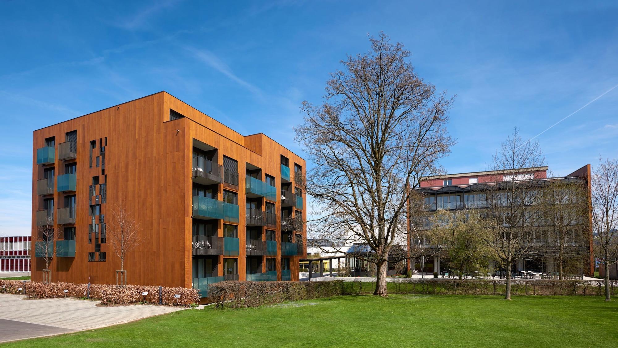 Vista Exterior Hotel NewStar