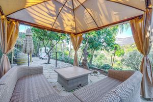 Alquiler Vacacional - Balcony, Patio & Epic Views: Home in Santa Barbara