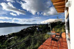 Alquiler Vacacional - CABAÑA 3 · Cabaña vista al lago Tomine & Naturaleza Guatavita
