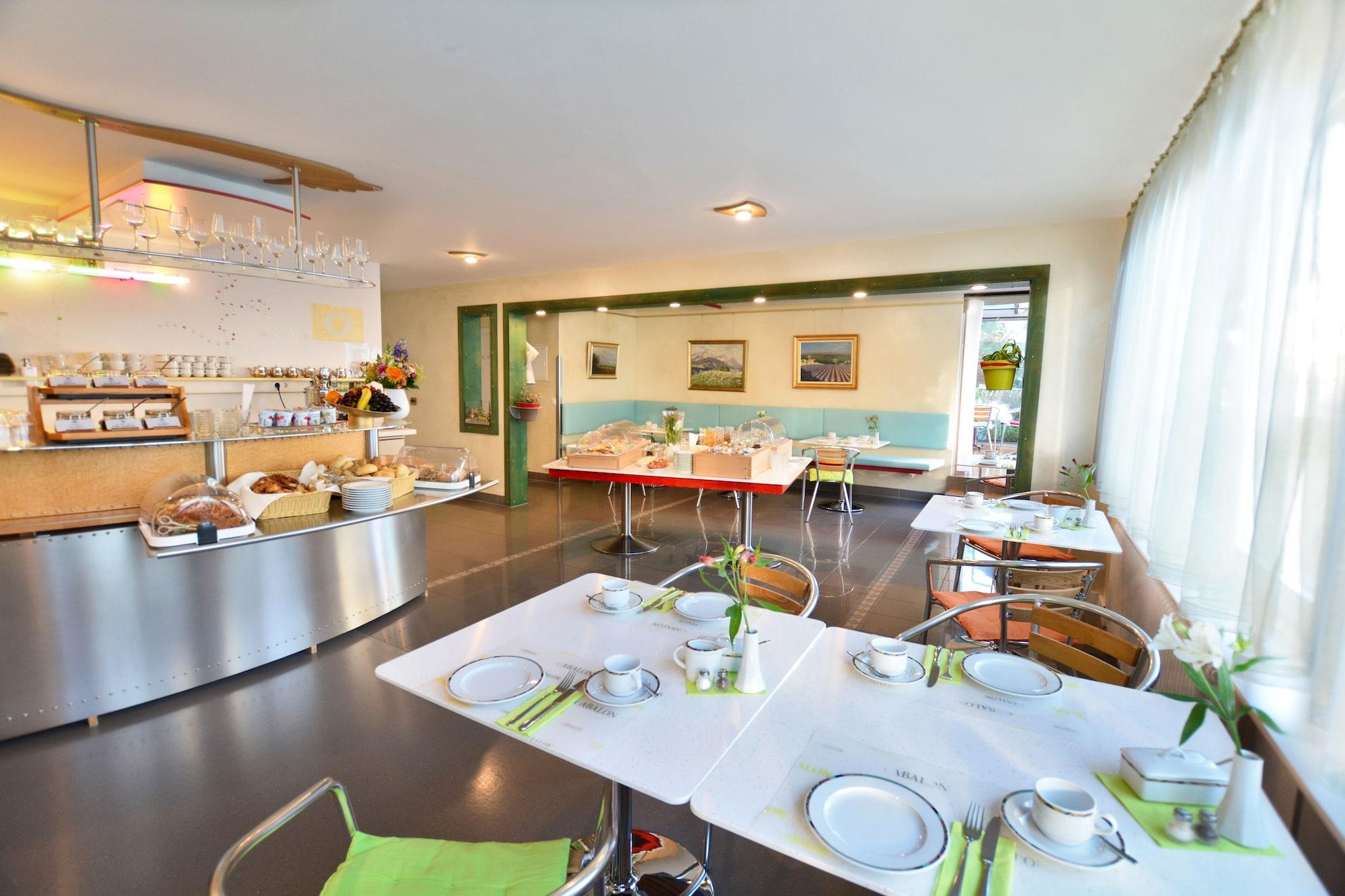 Restaurant Abalon Hotel Ideal