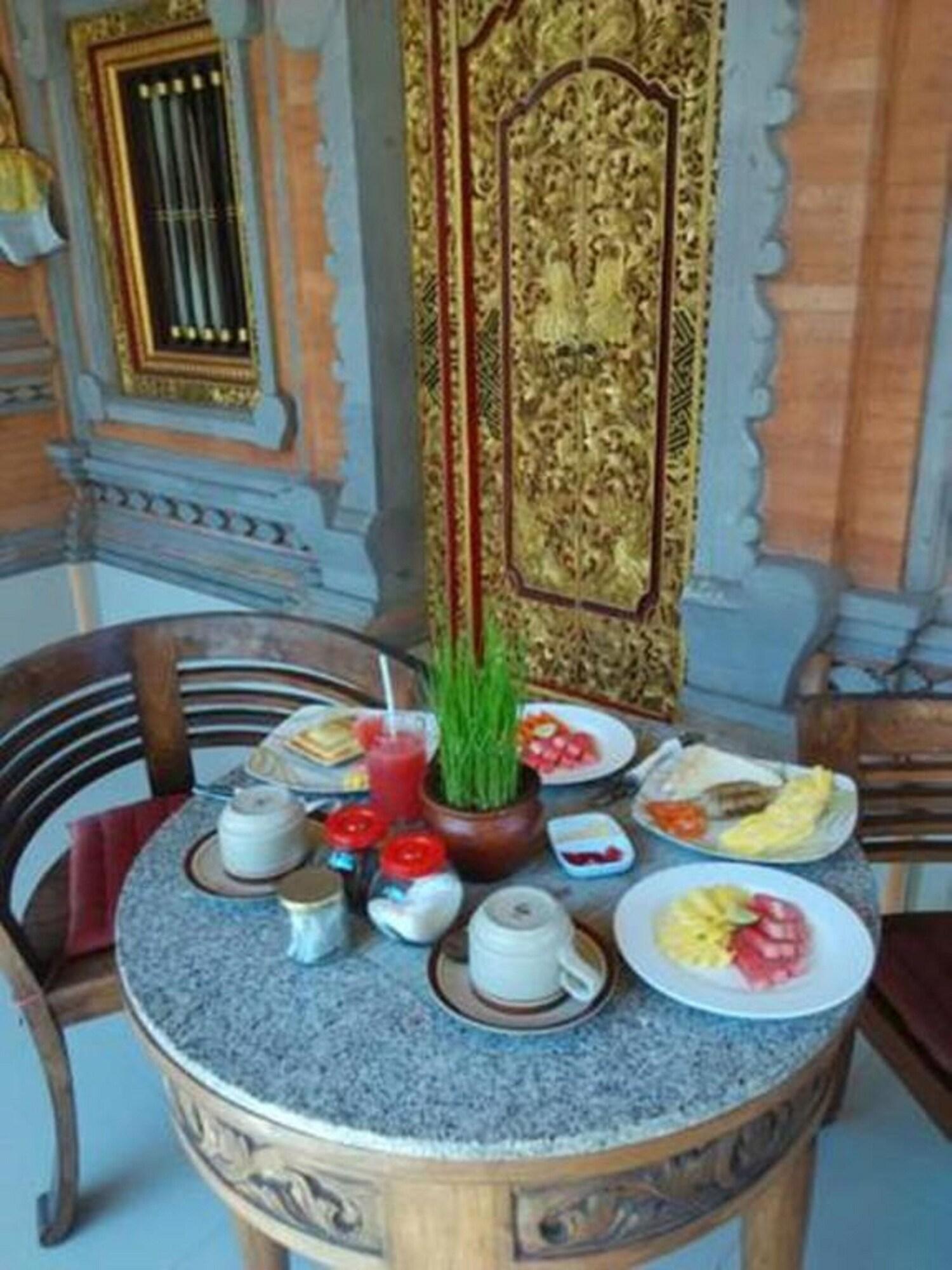 Restaurant Warji House 1
