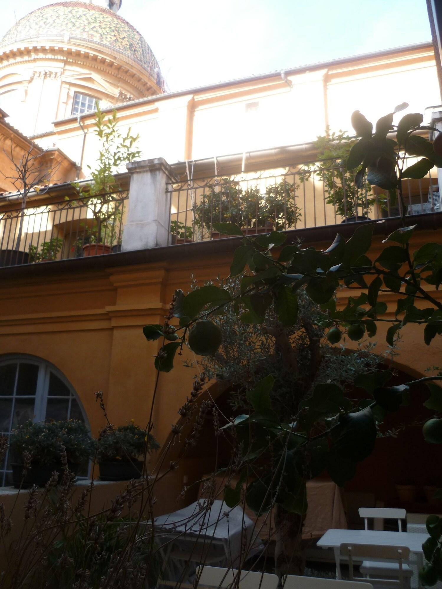 Vista Exterior Hotel Rossetti