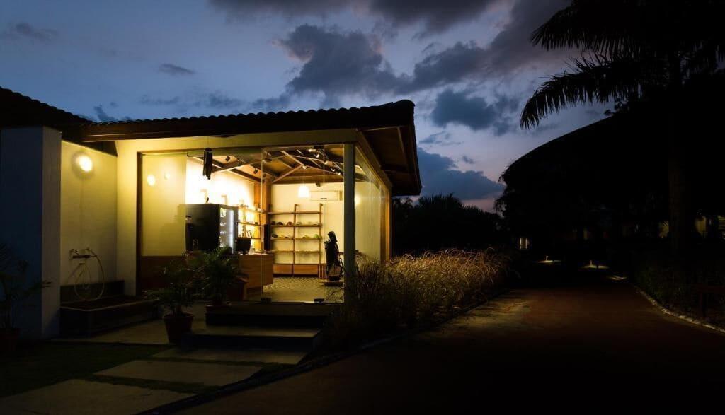 Vista Exterior Gulmohar Greens - Golf & Country Club