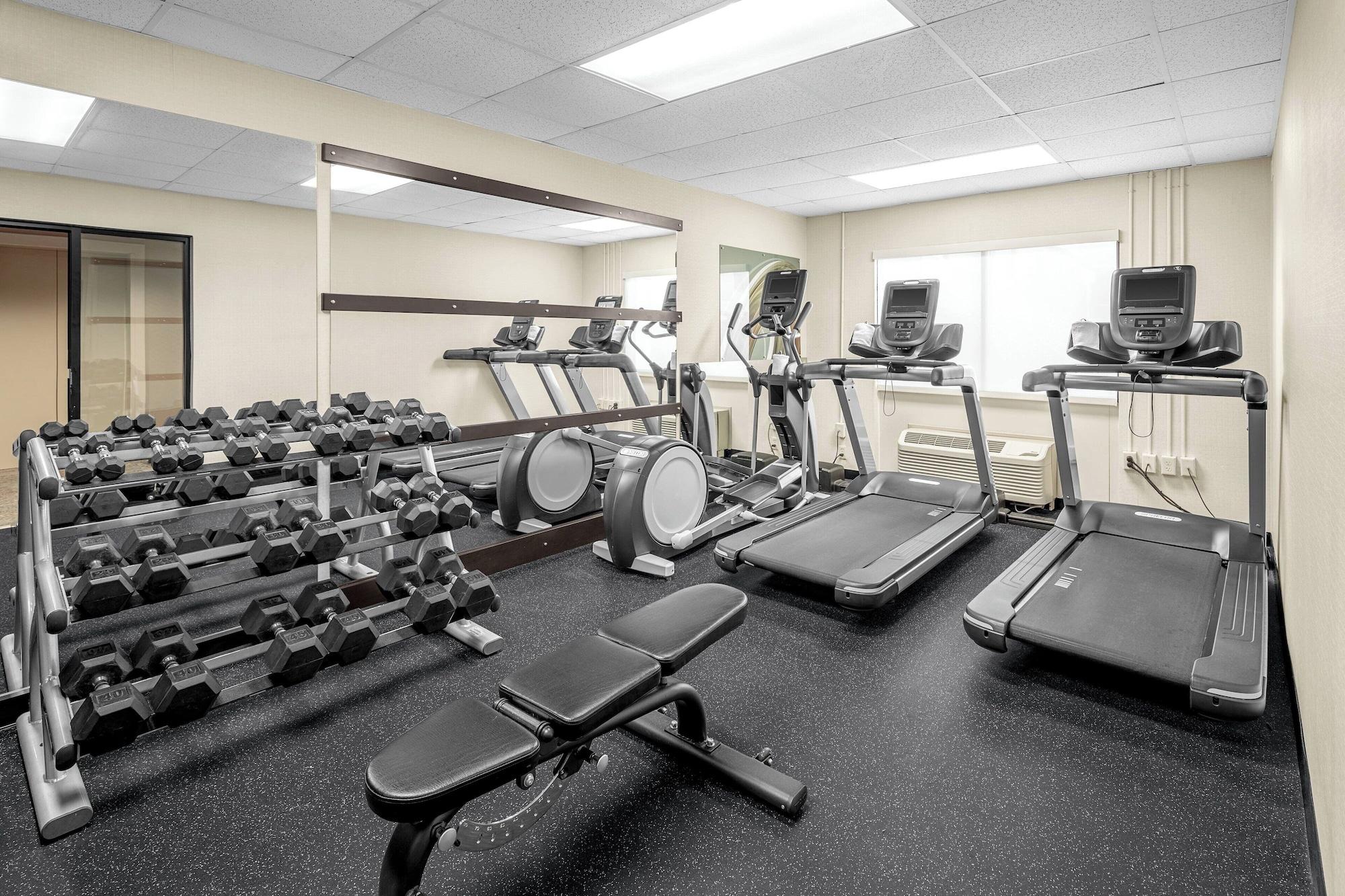 Gimnasio Courtyard by Marriott Wilmington / Wrightsville Beach