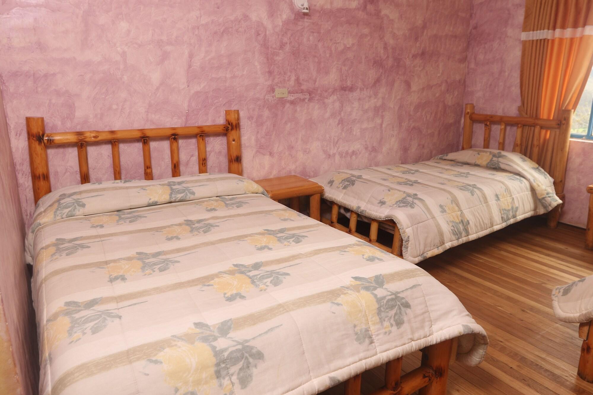 Varios Hotel Achik Wasi