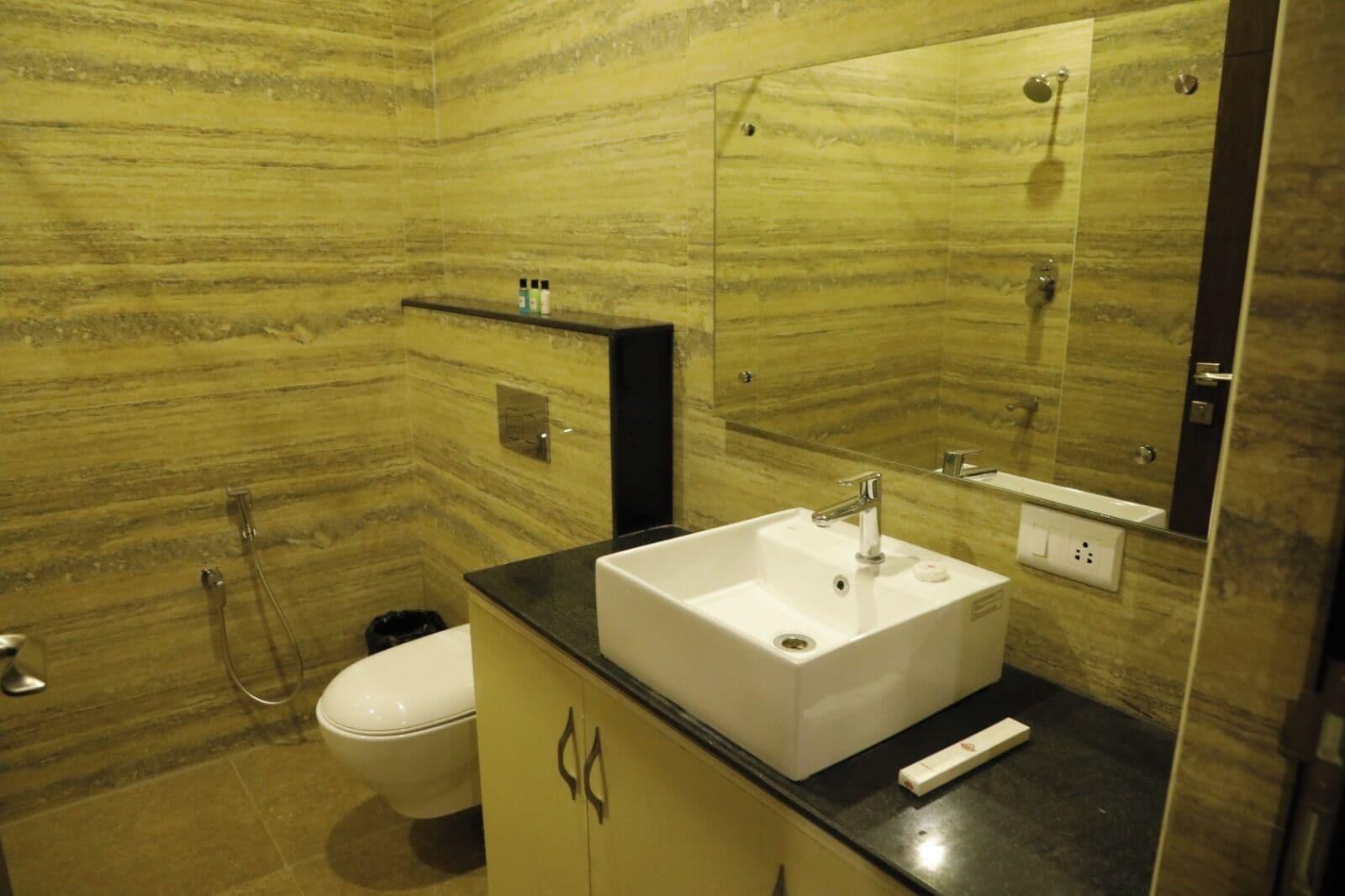 Equipamiento de Habitación Senthur Inn Vellore By K Hotels