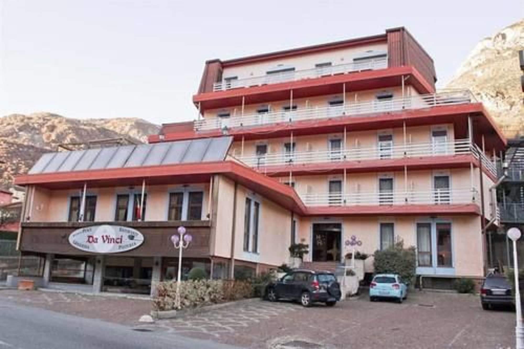 Vista Exterior Hotel Rendez Vous